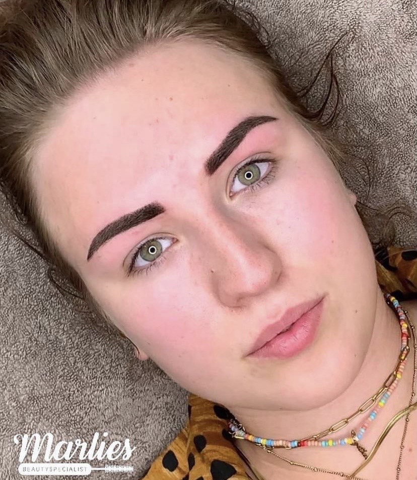 Afbeelding van Permanente Make-up wenkbrauwen gezet door Marlies Beautyspecialist in Doetinchem